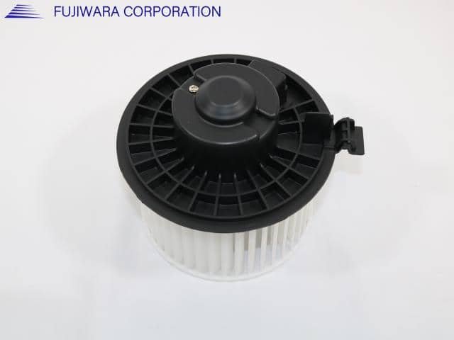 PA111185825_45516b
