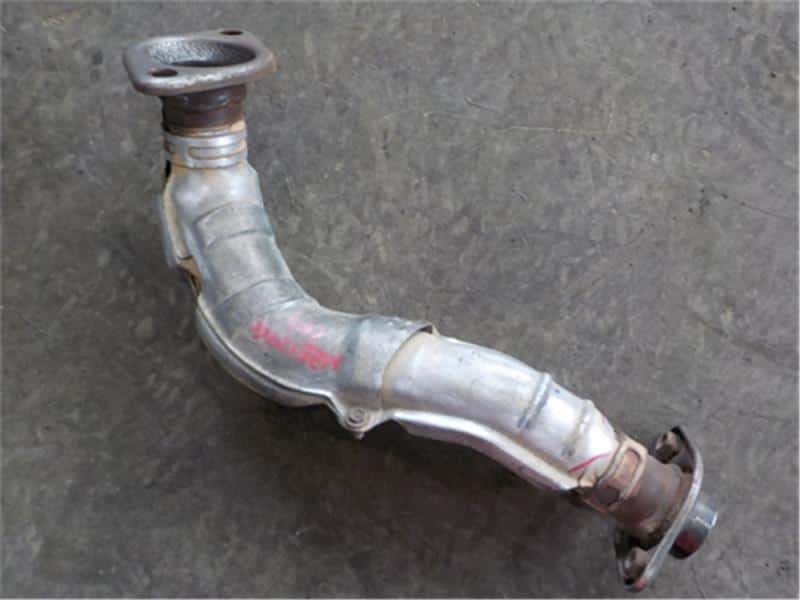 Exhaust Center Muffler TOYOTA Corolla Fielder 2005 CBA-NZE124G