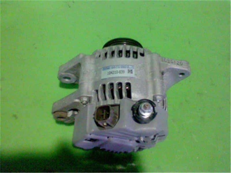 Alternator TOYOTA Corolla Fielder 2011 DBA-NZE144G 2706021131