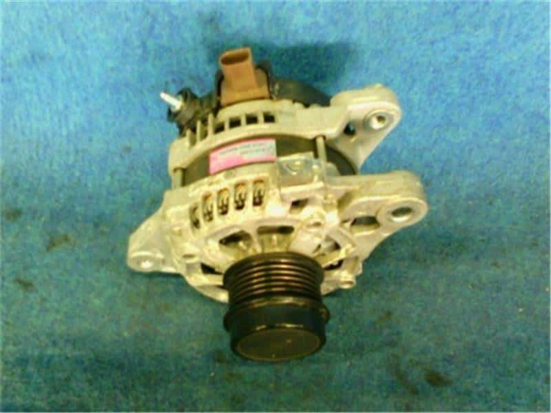 Alternator TOYOTA Noah 2019 DBA-ZRR85G