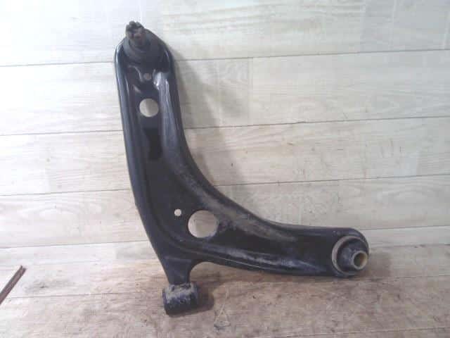 Front Right Lower Control Arm TOYOTA Probox 2020 DBE-NCP165V
