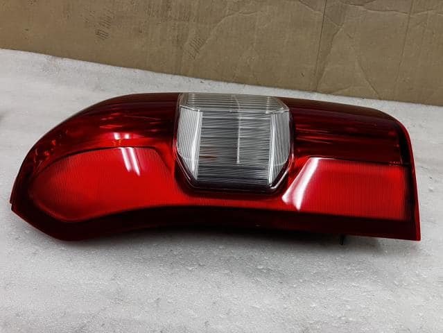 Left Tail Light TOYOTA Probox 2021 5BE-NSP160V