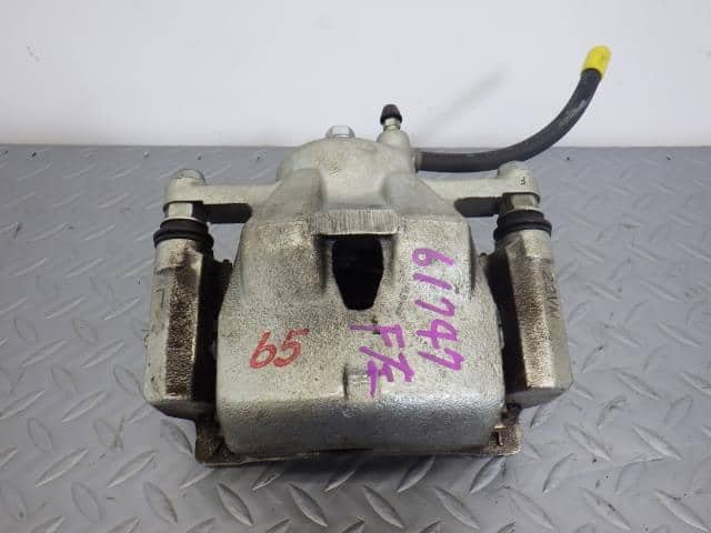 Front Left Caliper TOYOTA Corolla Axio 2018 DBA-NRE160