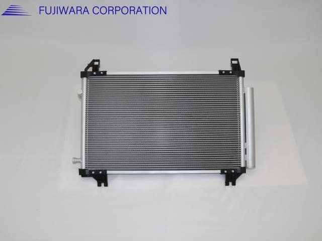 Condenser TOYOTA Corolla Axio 2012 DBA-NZE164