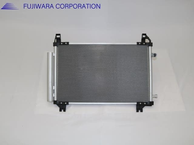 Condenser TOYOTA Corolla Fielder 2020 3BA-NZE161G 8846012600