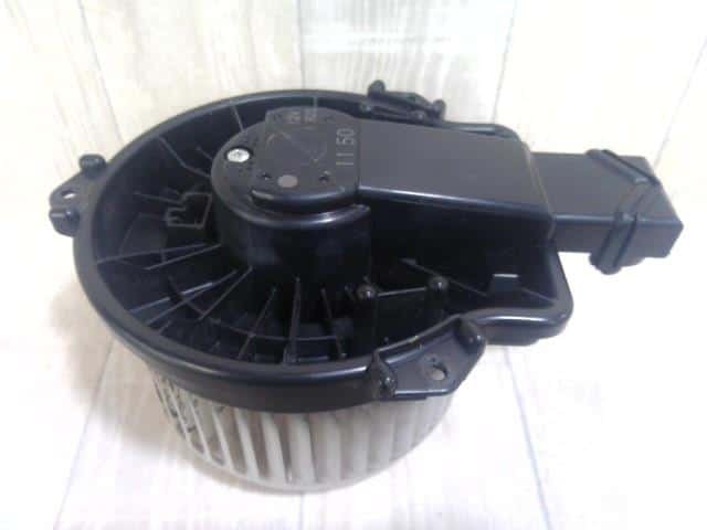 Blower Motor TOYOTA Corolla Axio 2014 DBA-NZE164