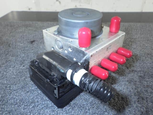ABS Actuator TOYOTA Probox 2020 DBE-NCP160V