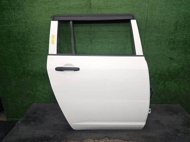 Rear Right Door Assembly TOYOTA Probox 2016 DBE-NCP160V