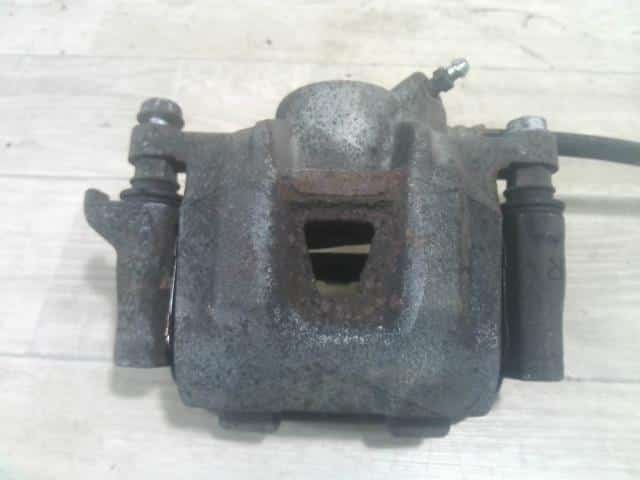 Rear Right Caliper TOYOTA Noah 2017 DBA-ZRR85G