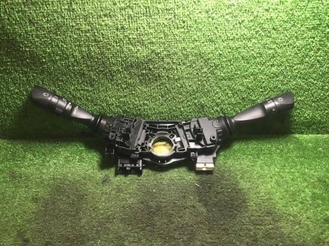 Combination Switch TOYOTA Noah 2015 DBA-ZRR80G