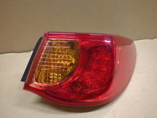 Right Tail Light TOYOTA Mark X 2010 DBA-GRX135