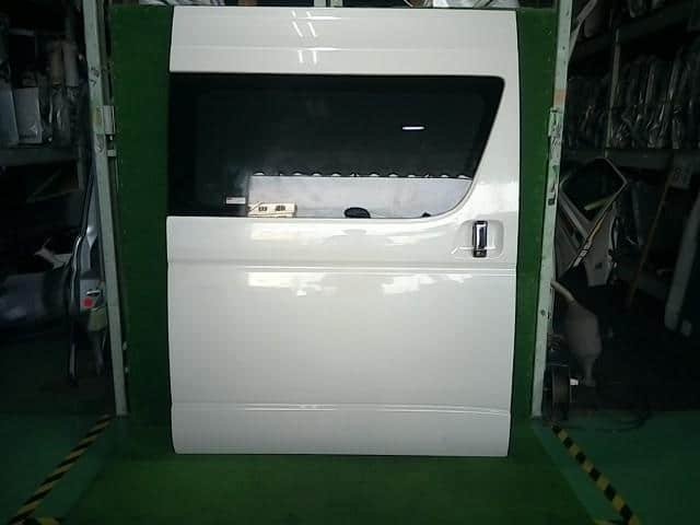 Rear Right Door Assembly TOYOTA Hiace 2014 CBF-TRH226S