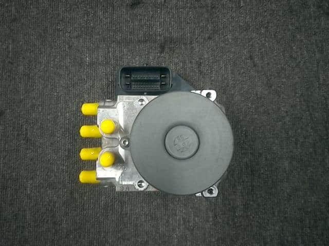 ABS Actuator TOYOTA RAV4 2012 DBA-ACA31W