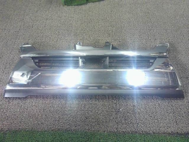 Radiator Grille TOYOTA Hiace 2020 3BF-TRH200V