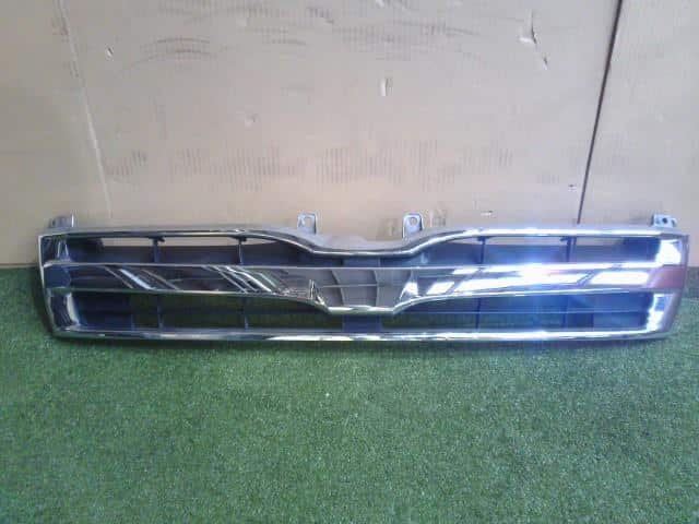Radiator Grille TOYOTA Hiace 2013 CBF-TRH221S
