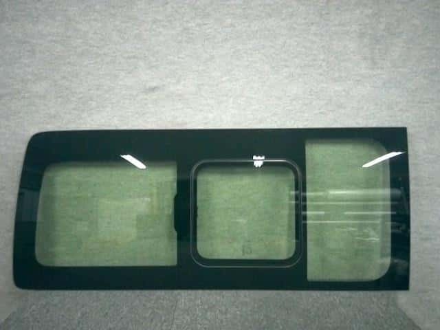 Right Side Windshield TOYOTA Hiace 2014 CBA-TRH219W