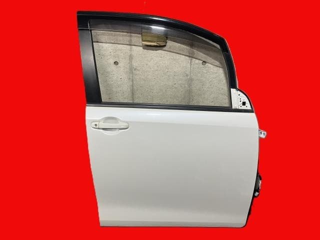 Front Right Door Assembly TOYOTA Voxy 2016 DAA-ZWR80G