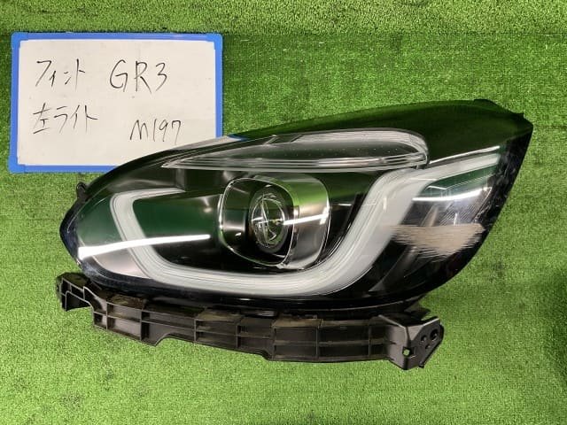 Left Headlight HONDA Fit 2022 6AA-GR3