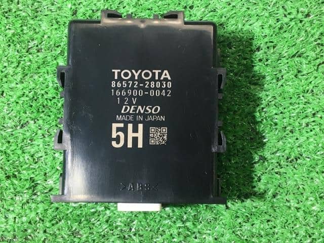 Control Unit TOYOTA Voxy 2016 DAA-ZWR80G