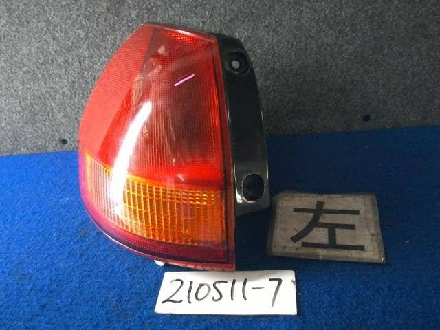 Left Tail Light NISSAN Ad 2008 CBF-VHNY11