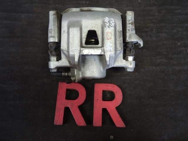 Rear Right Caliper TOYOTA Voxy 2020 DAA-ZWR80W