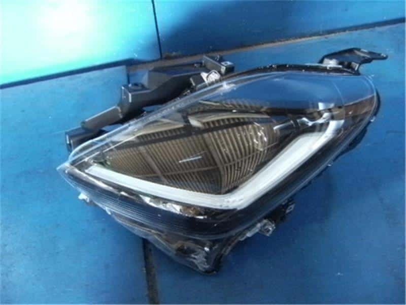 Left Headlight SUZUKI Swift 2025 5AA-ZCEDS