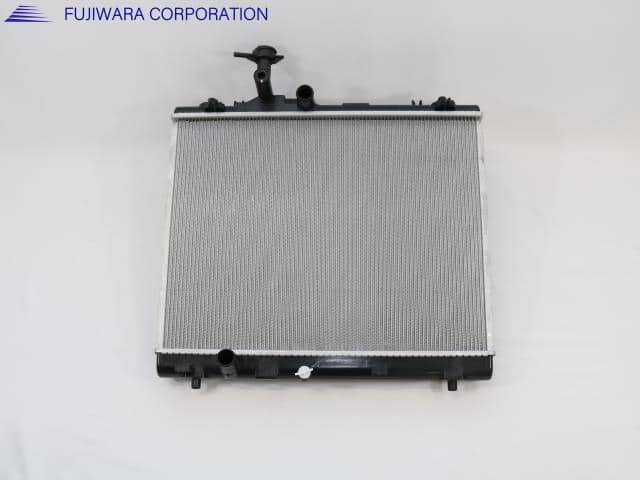 Radiator SUZUKI Swift 2012 DBA-ZC72S