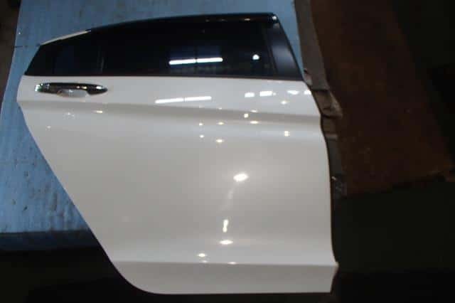Rear Right Door Assembly HONDA 2015 DBA-GM9