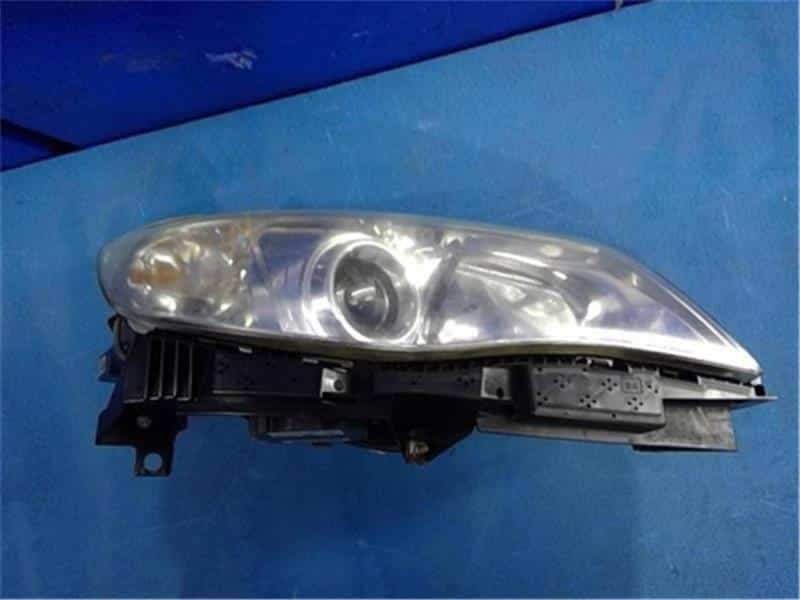 Right Headlight SUBARU Impreza 2010 DBA-GH6