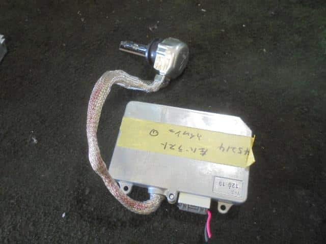 HID Control TOYOTA Wish 2005 DBA-ANE10G