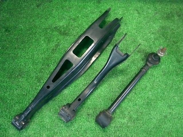 Rear Right Lower Control Arm SUBARU Impreza 2013 DBA-GJ6