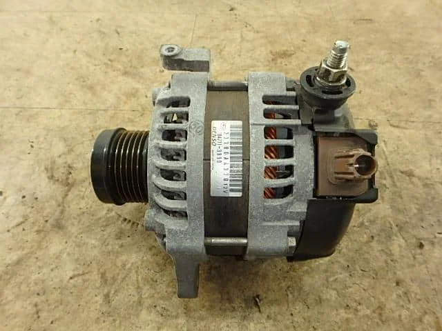 Alternator SUBARU Impreza 2017 DBA-GK7