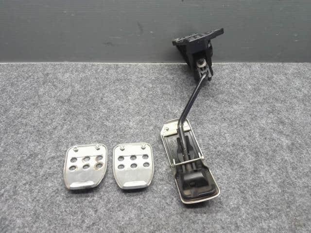Pedal SUBARU Impreza 2008 CBA-GH8