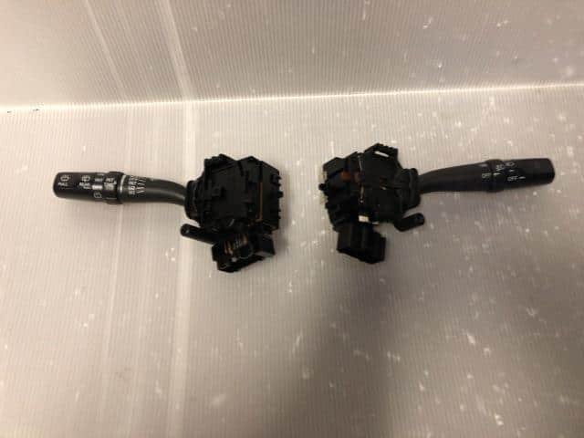 Combination Switch TOYOTA Wish 2009 CBA-ZNE14G