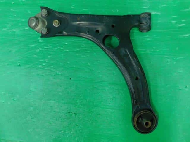 Front Right Lower Control Arm TOYOTA Wish 2009 DBA-ANE10G