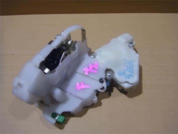 Front Left Door Lock Actuator SUBARU Impreza 2007 LA-GG3