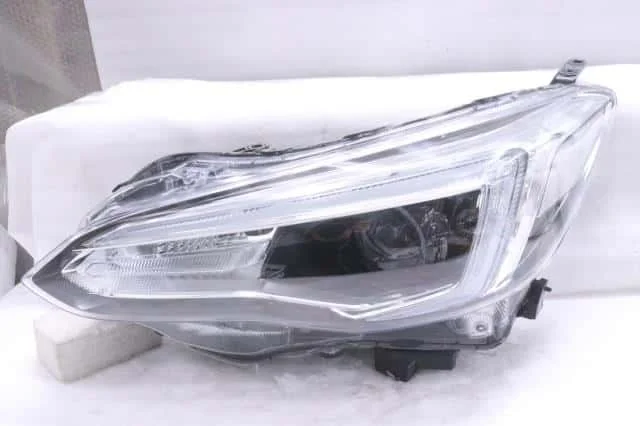 Left Headlight SUBARU Impreza 2019 3BA-GT2