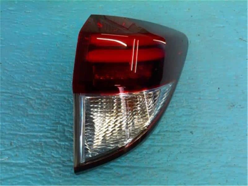 Right Tail Light HONDA Vezel 2016 DAA-RU3